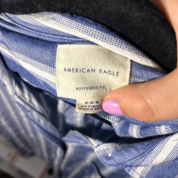 American Eagle Boyfriend Fit Button Up Stripped Shirt Size L - Picture 3 of 4